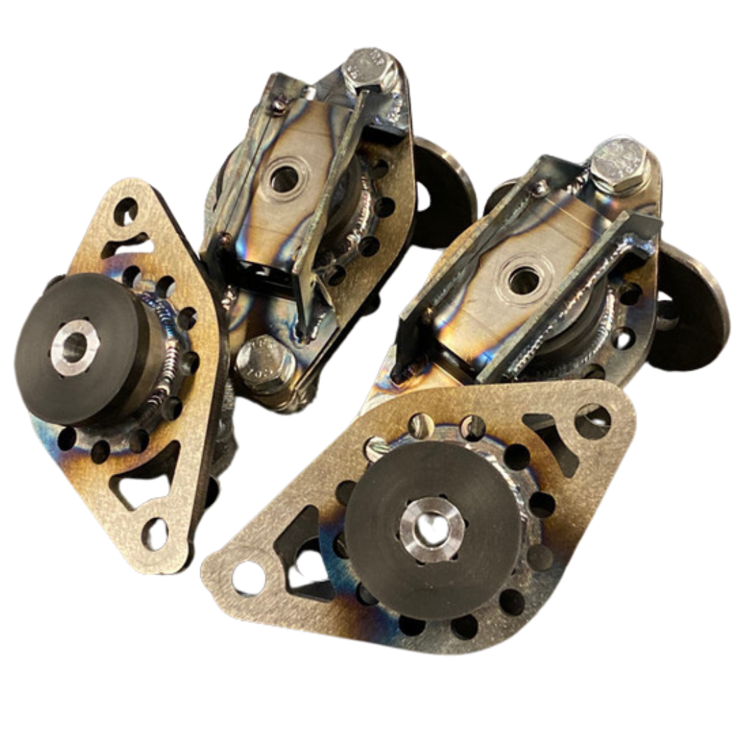 Wildcat XX Engine and Transmission Mount System